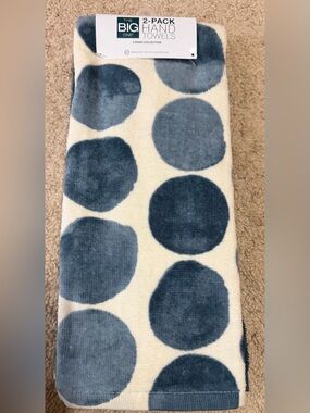 The Big One Blue Dot Pattern Hand Towels - 2 Pack
